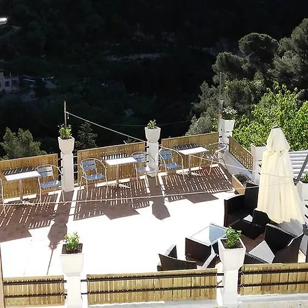 Le Relais De Monti イン