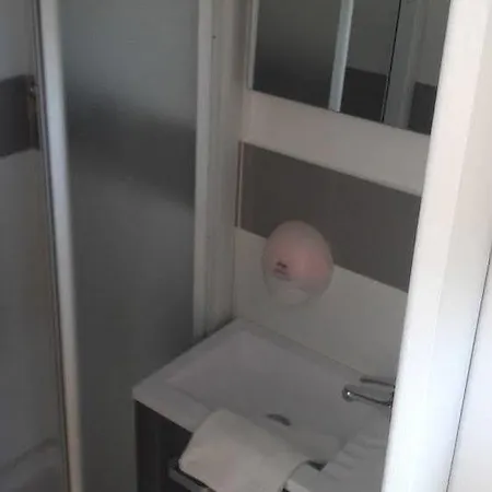 Le Relais De Monti 2*