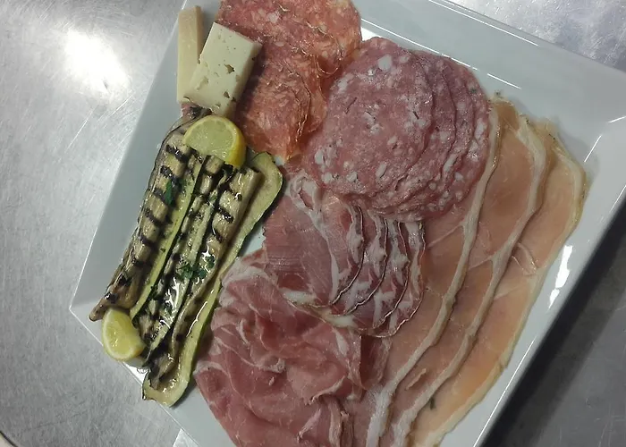 Le Relais De Monti Zajazd