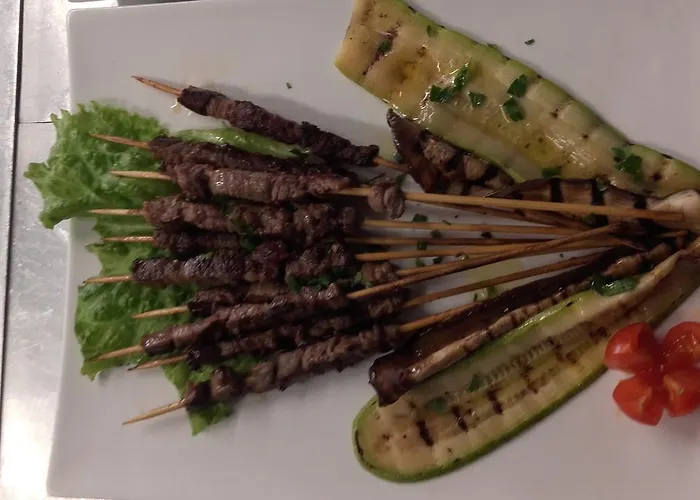 Le Relais De Monti Zajazd Mentona