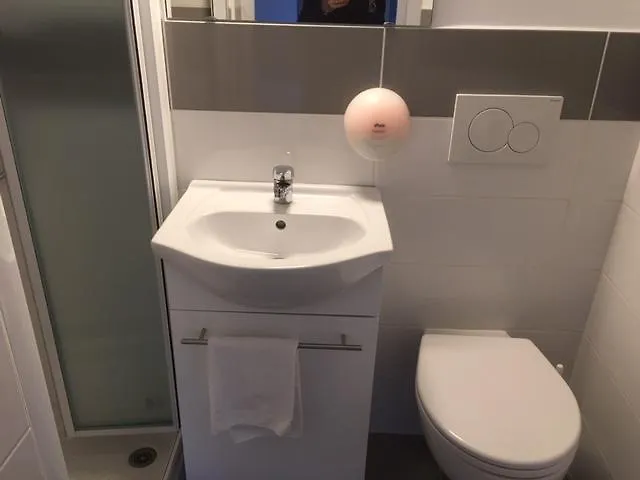 Le Relais De Monti 2* Mentona