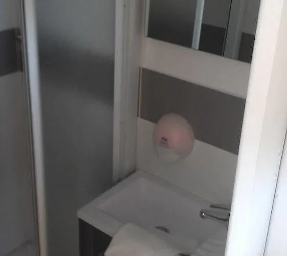 Le Relais De Monti 2*