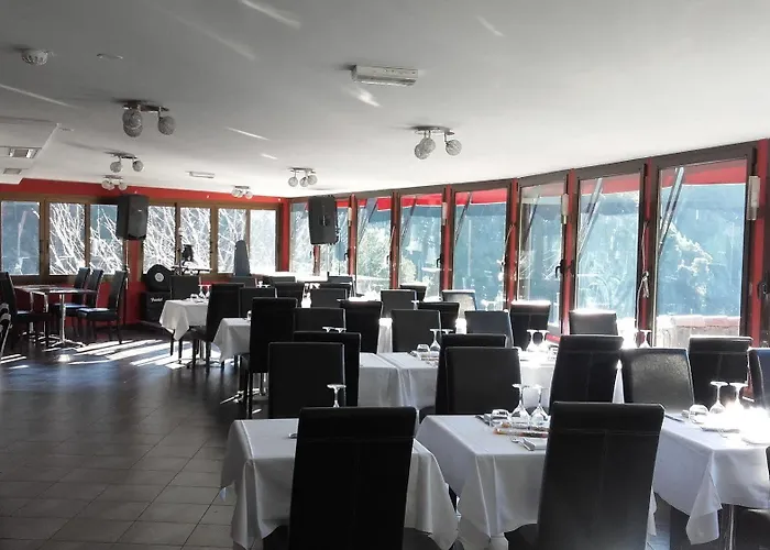 Le Relais De Monti 2*